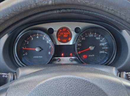 Nissan - Qashqai