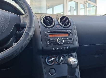 Nissan - Qashqai