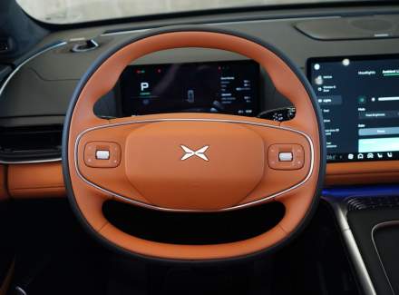 XPENG - G9
