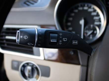 Mercedes-Benz - M-class