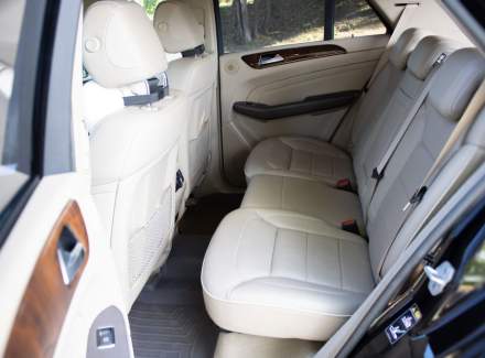 Mercedes-Benz - M-class