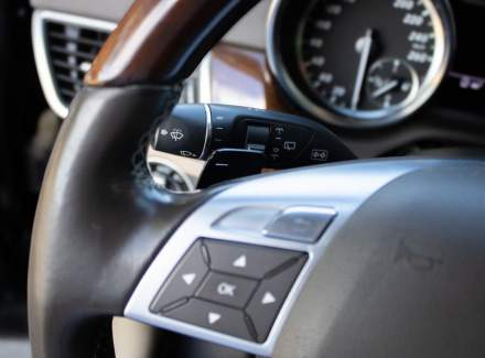 Mercedes-Benz - M-class