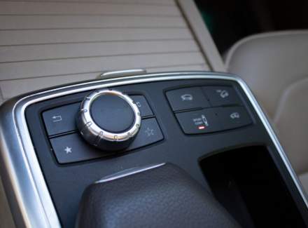 Mercedes-Benz - M-class