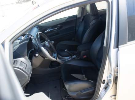 Toyota - Auris