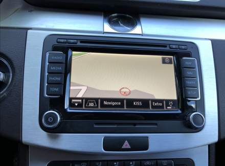 Volkswagen - Passat