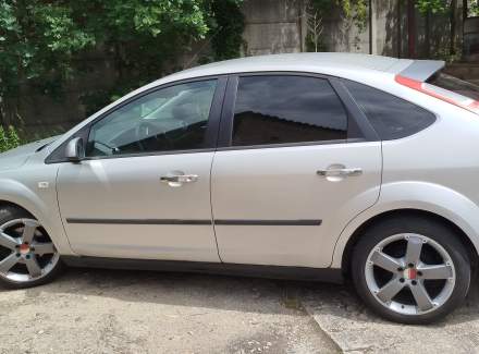 Ford - Focus 1.6 Duratec 16V (100 Hp)