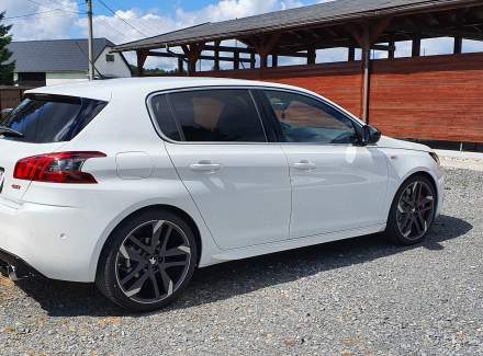 Peugeot - 308