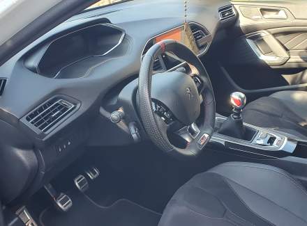 Peugeot - 308
