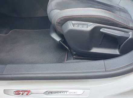 Peugeot - 308
