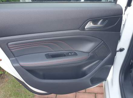 Peugeot - 308