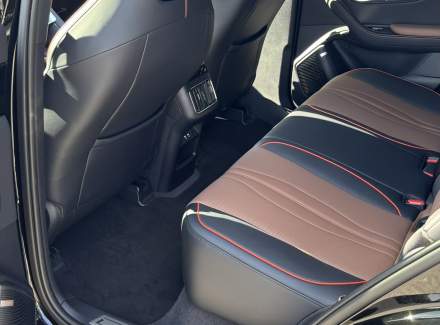 BYD - Seal U DM-i 1.5L (218 Hp) Plug-in Hybrid E-CVT