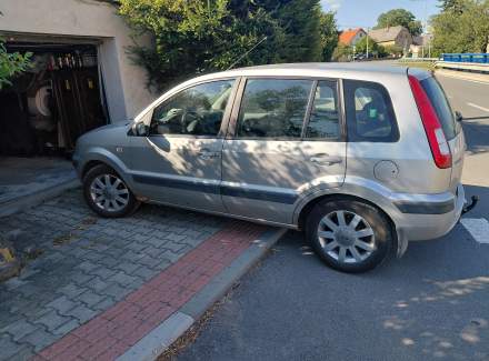 Ford - Fusion 1.6 (101 Hp)