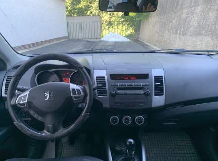 Peugeot - 4007