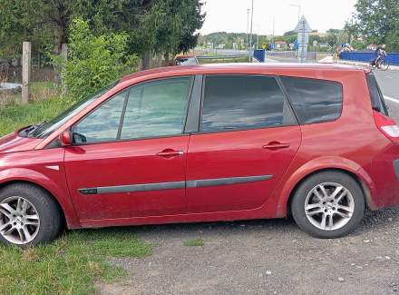 Renault - Megane