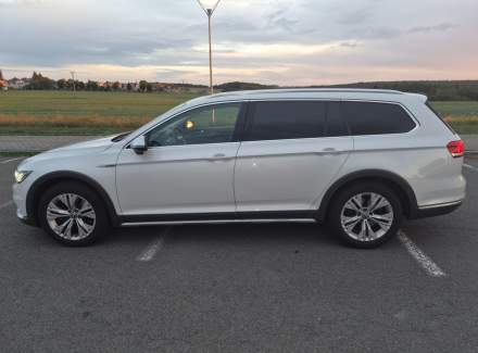 Volkswagen - Passat 2.0 BiTDI (240 Hp) 4MOTION DSG
