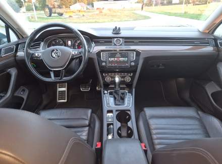 Volkswagen - Passat 2.0 BiTDI (240 Hp) 4MOTION DSG
