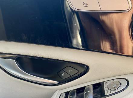 Mercedes-Benz - C-class C 220d (170 Hp)