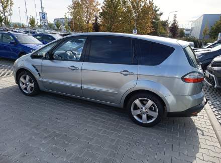 Ford - S-MAX