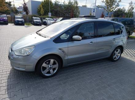 Ford - S-MAX
