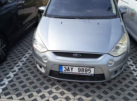 Ford - S-MAX