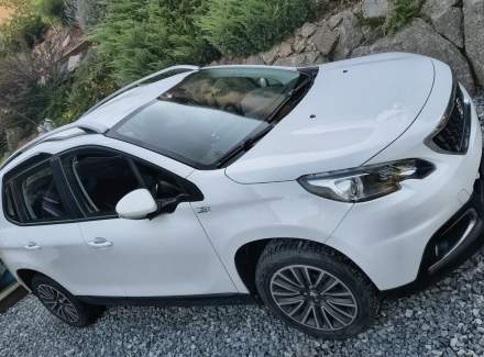 Peugeot - 2008 1.2 PureTech (82 Hp)