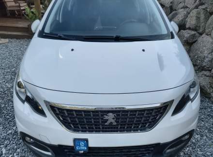 Peugeot - 2008 1.2 PureTech (82 Hp)