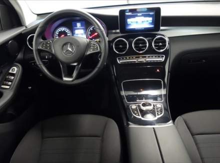Mercedes-Benz - GLC