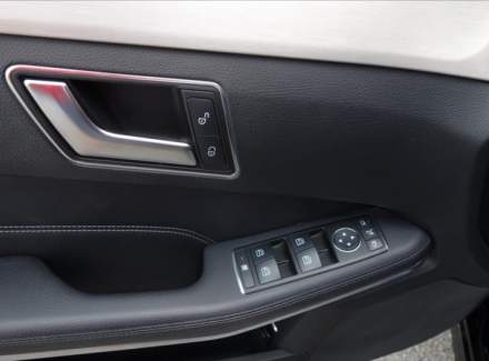 Mercedes-Benz - E-class