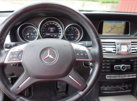 Mercedes-Benz - E-class