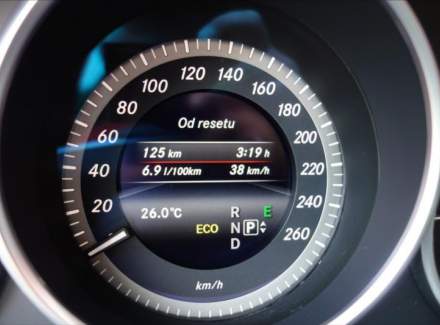 Mercedes-Benz - E-class