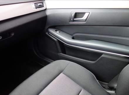 Mercedes-Benz - E-class