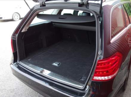 Mercedes-Benz - E-class