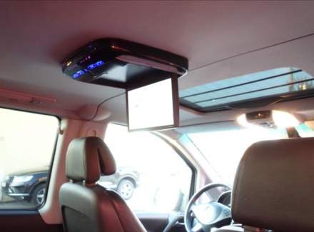 Mercedes-Benz - Viano