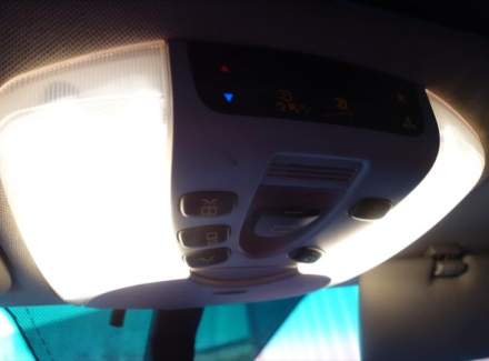 Mercedes-Benz - Viano