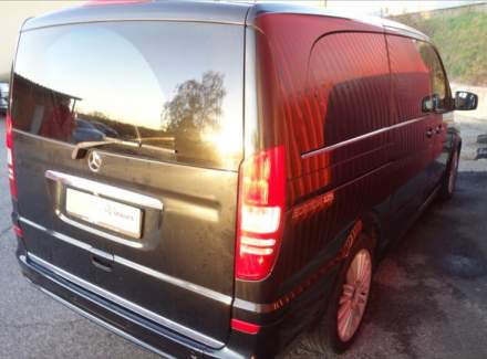 Mercedes-Benz - Viano