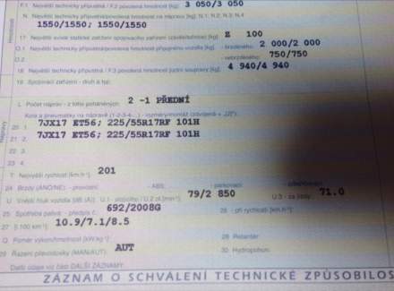 Mercedes-Benz - Viano