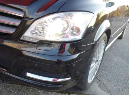 Mercedes-Benz - Viano