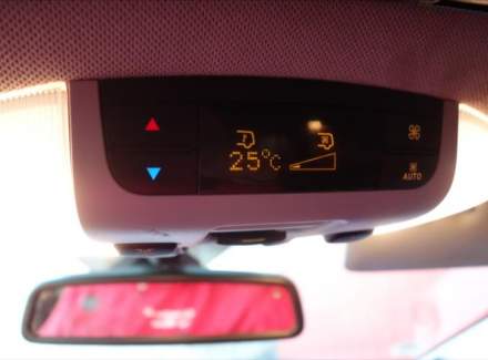 Mercedes-Benz - Viano