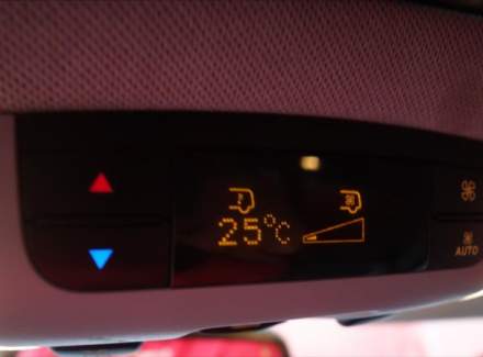 Mercedes-Benz - Viano