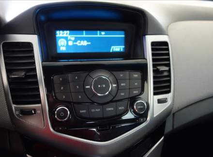 Chevrolet - Cruze
