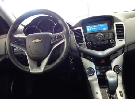 Chevrolet - Cruze