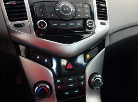 Chevrolet - Cruze
