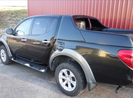 Mitsubishi - L 200