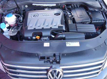 Volkswagen - Passat