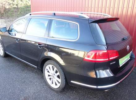 Volkswagen - Passat