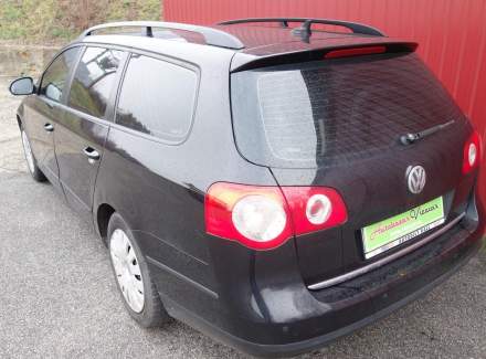 Volkswagen - Passat