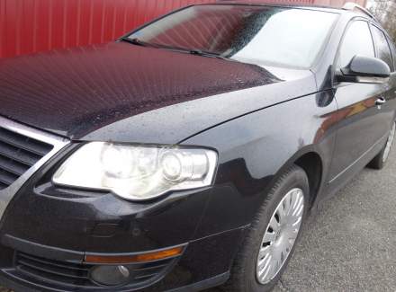 Volkswagen - Passat