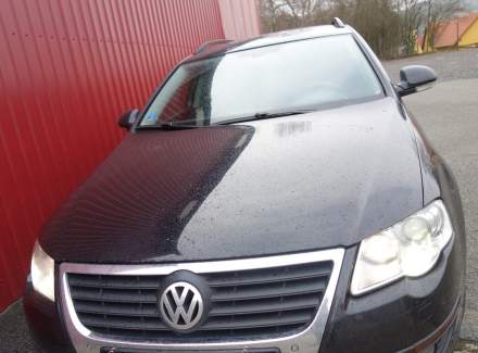 Volkswagen - Passat