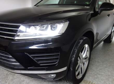 Volkswagen - Touareg