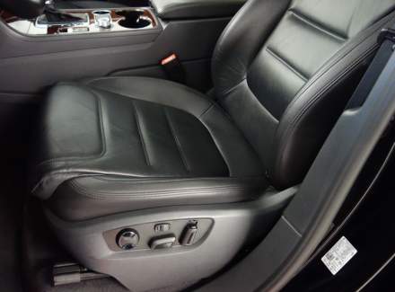 Volkswagen - Touareg